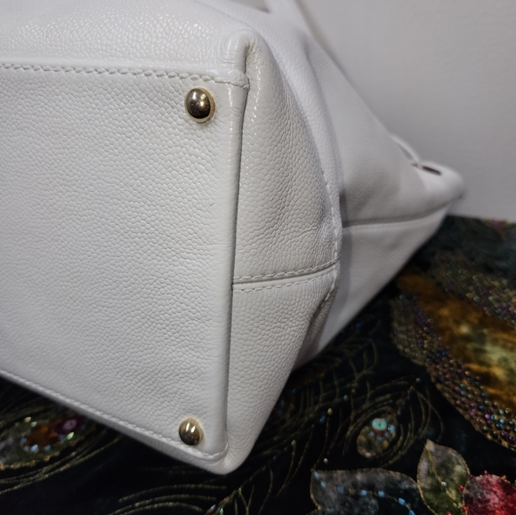 Chanel Bag - Picture 6 of 16